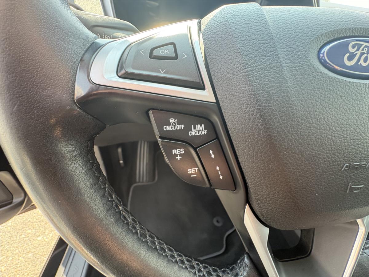ford-mondeo-2-0-tdci110kw-led-acc-nav-vyhr - 6