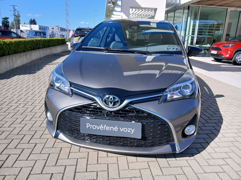 toyota-yaris-1-3-vvt-i-73kw-selection - 8