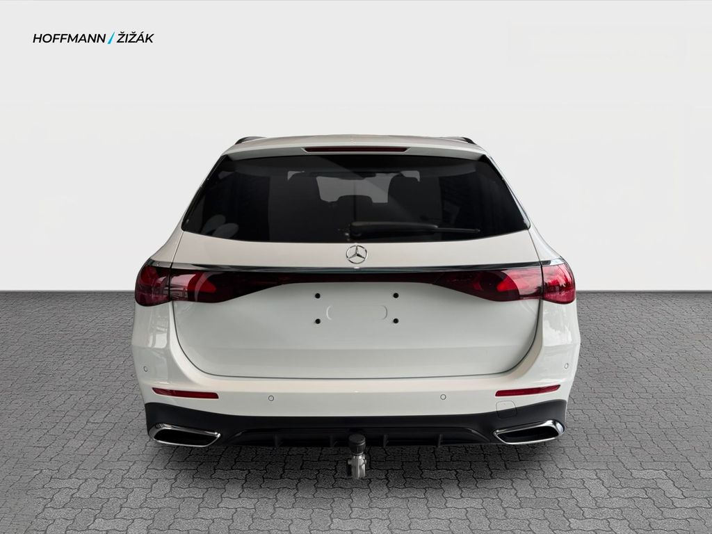 mercedes-benz-tridy-e-e-220-4matic-kombi - 3