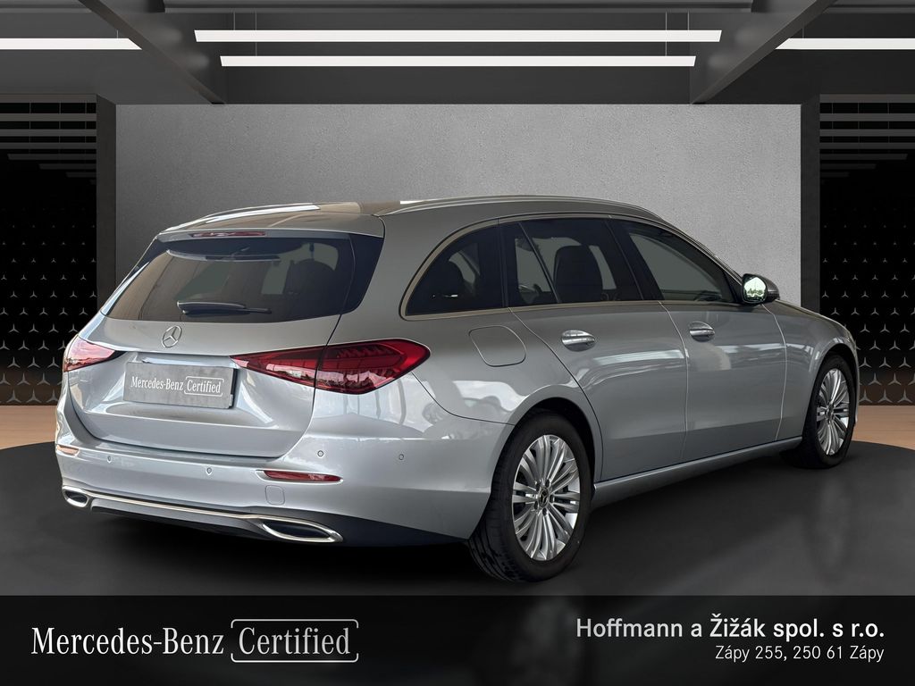 mercedes-benz-tridy-c-220-d-4matic-kombi - 4