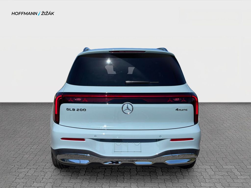 mercedes-benz-glb-glb-200-4matic - 3