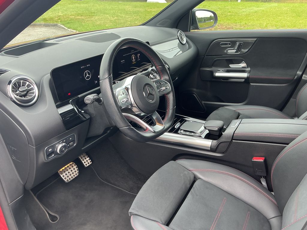 mercedes-benz-gla-250-e-amg-s-plug-in-hybridni-technologii - 9