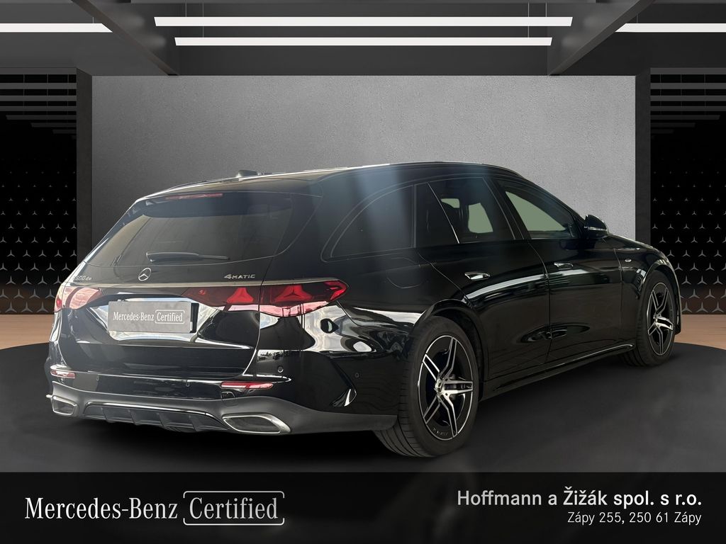 mercedes-benz-tridy-e-300de-4m-kombi-amg-linie - 4