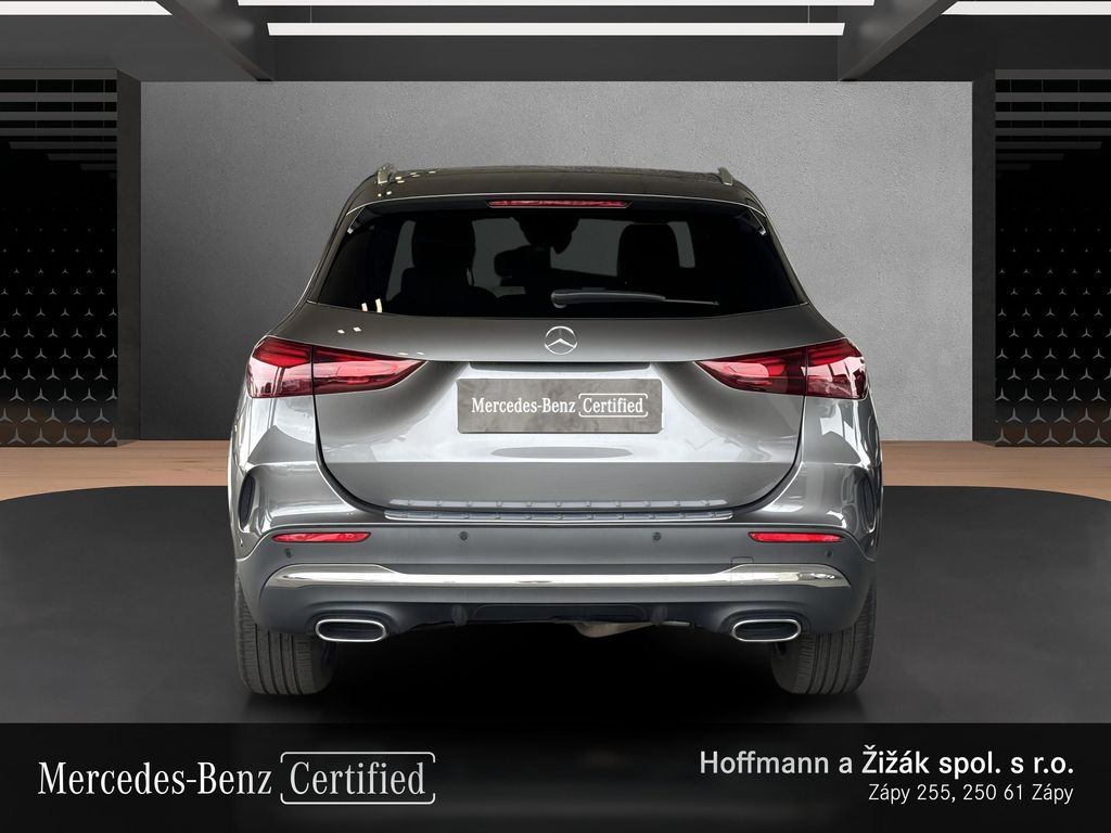 mercedes-benz-gla-200d-4matic-edition-140-years - 5