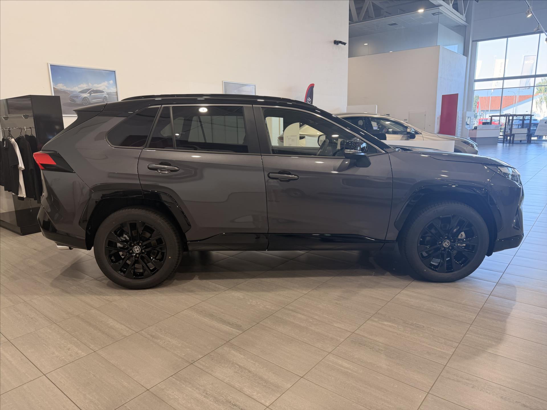 toyota-rav4-2-5-selection-2-5-hybrid-218k - 5