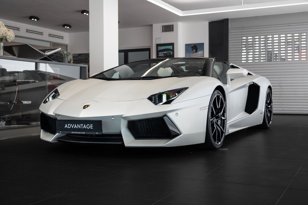 Lamborghini Aventador 