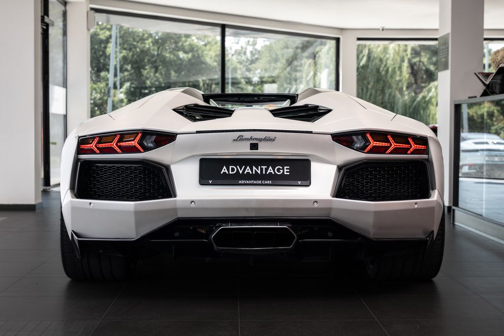 lamborghini-aventador - 2