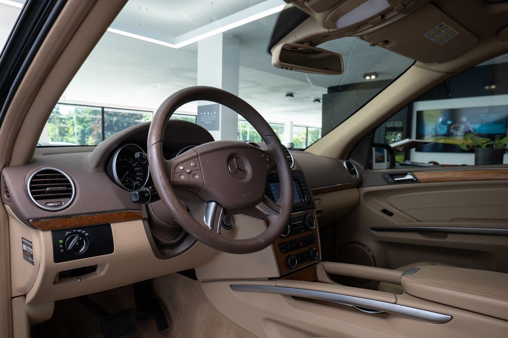 mercedes-benz-gl-cdi-4matic-harmankardon-vyhriv - 4