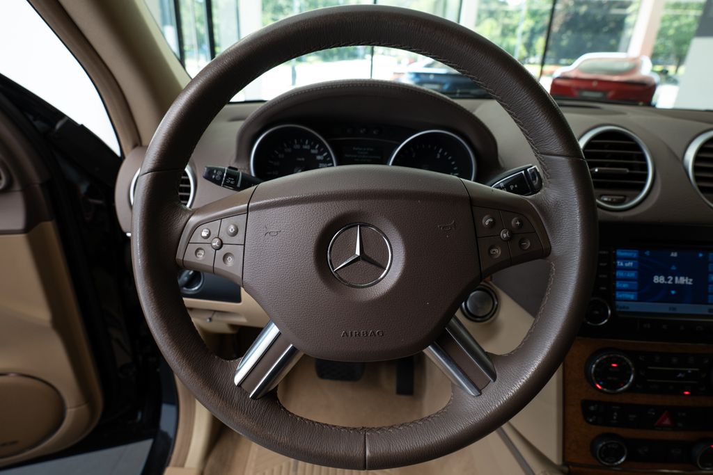 mercedes-benz-gl-cdi-4matic-harmankardon-vyhriv - 5