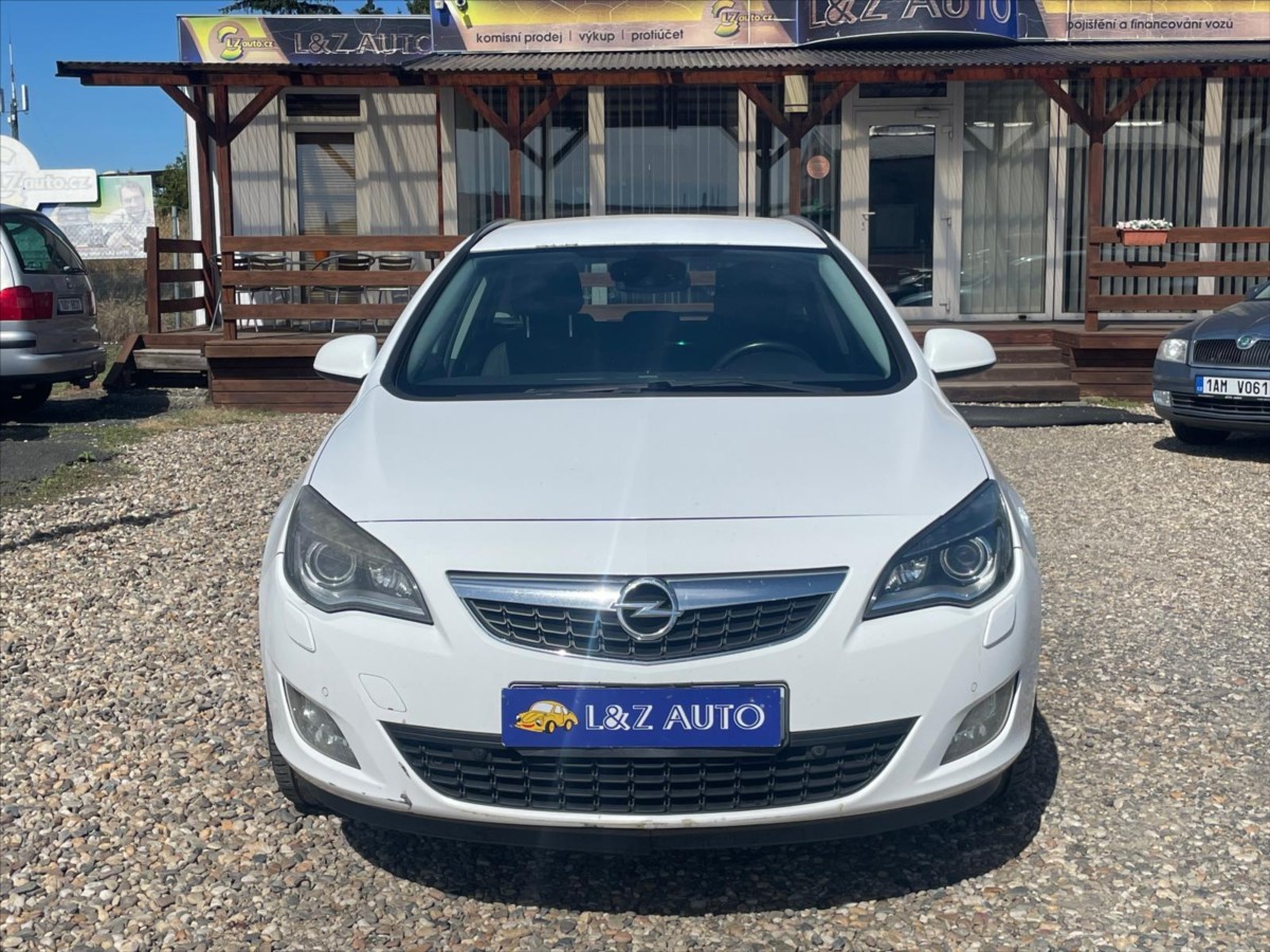 opel-astra-1-7-cdti - 1