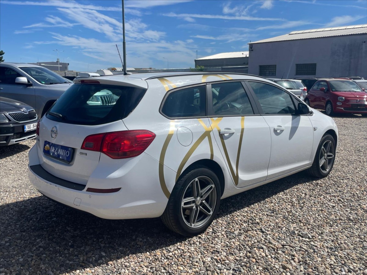 opel-astra-1-7-cdti - 5