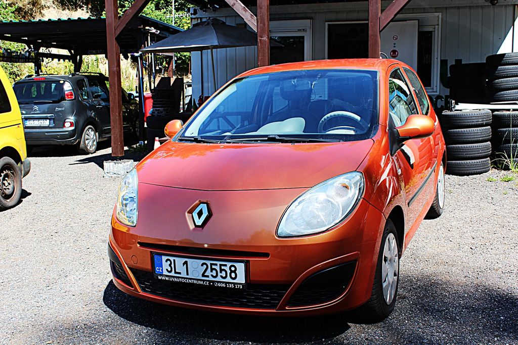 Renault Twingo 1.2i 43 kW