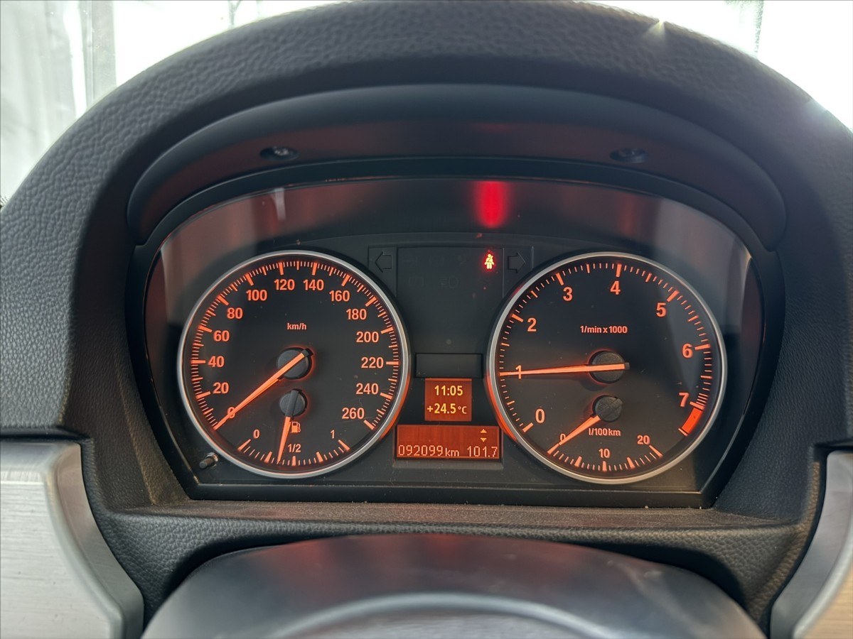 bmw-rada-3-2-0-i-125kw-angel-navi-tempo - 8