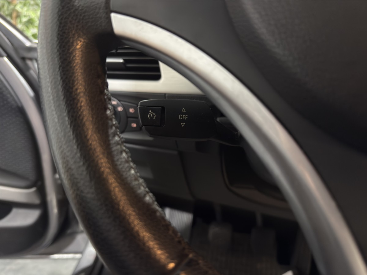 bmw-rada-3-2-0-i-125kw-angel-navi-tempo - 9