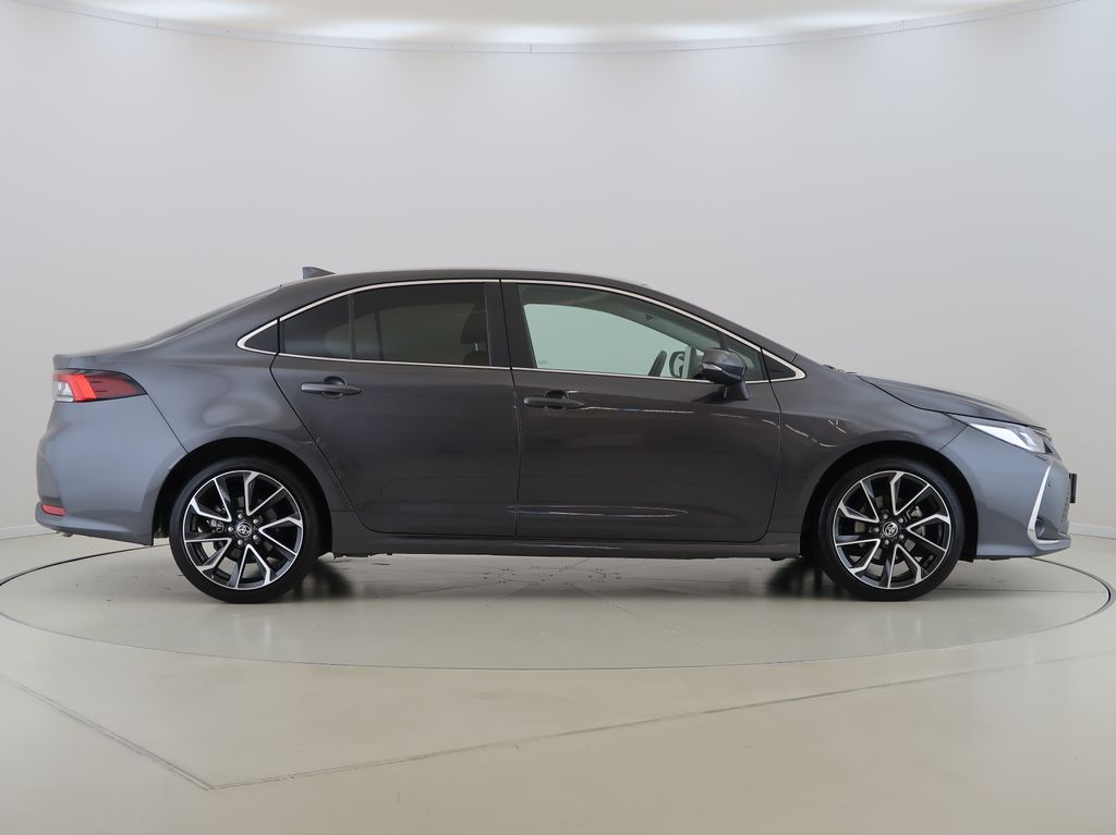 toyota-corolla-1-8-hybrid-executive-e-cvt-cz-1maj - 4