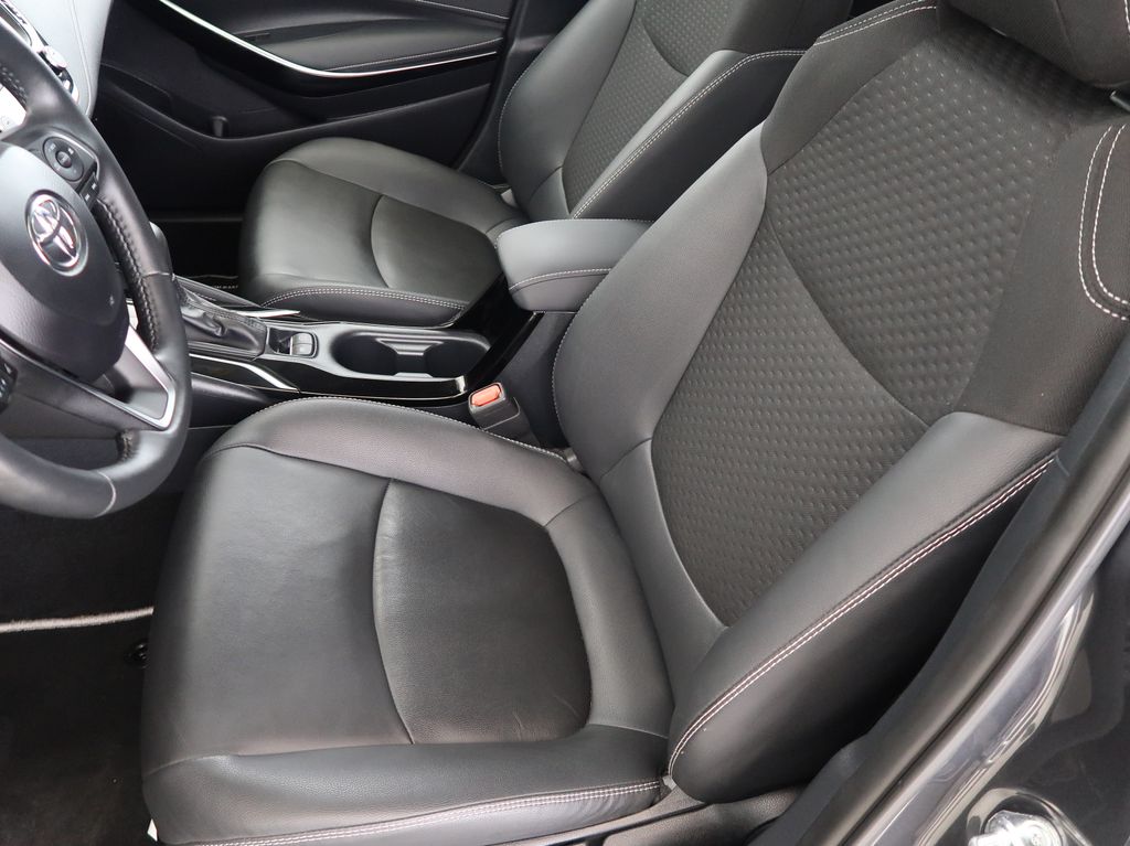toyota-corolla-1-8-hybrid-executive-e-cvt-cz-1maj - 9