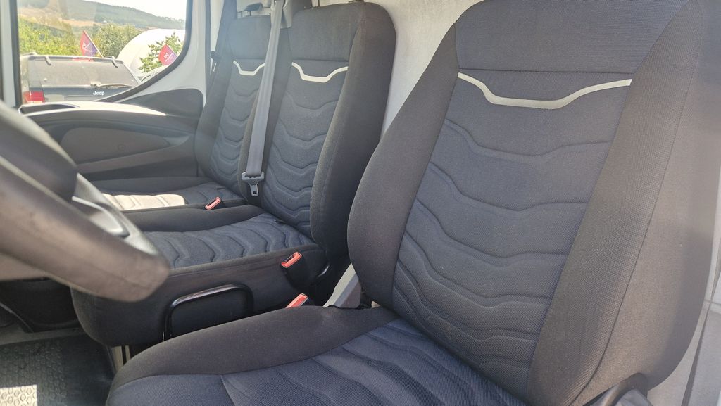 iveco-daily-35c16-2-3l-automat-led - 9