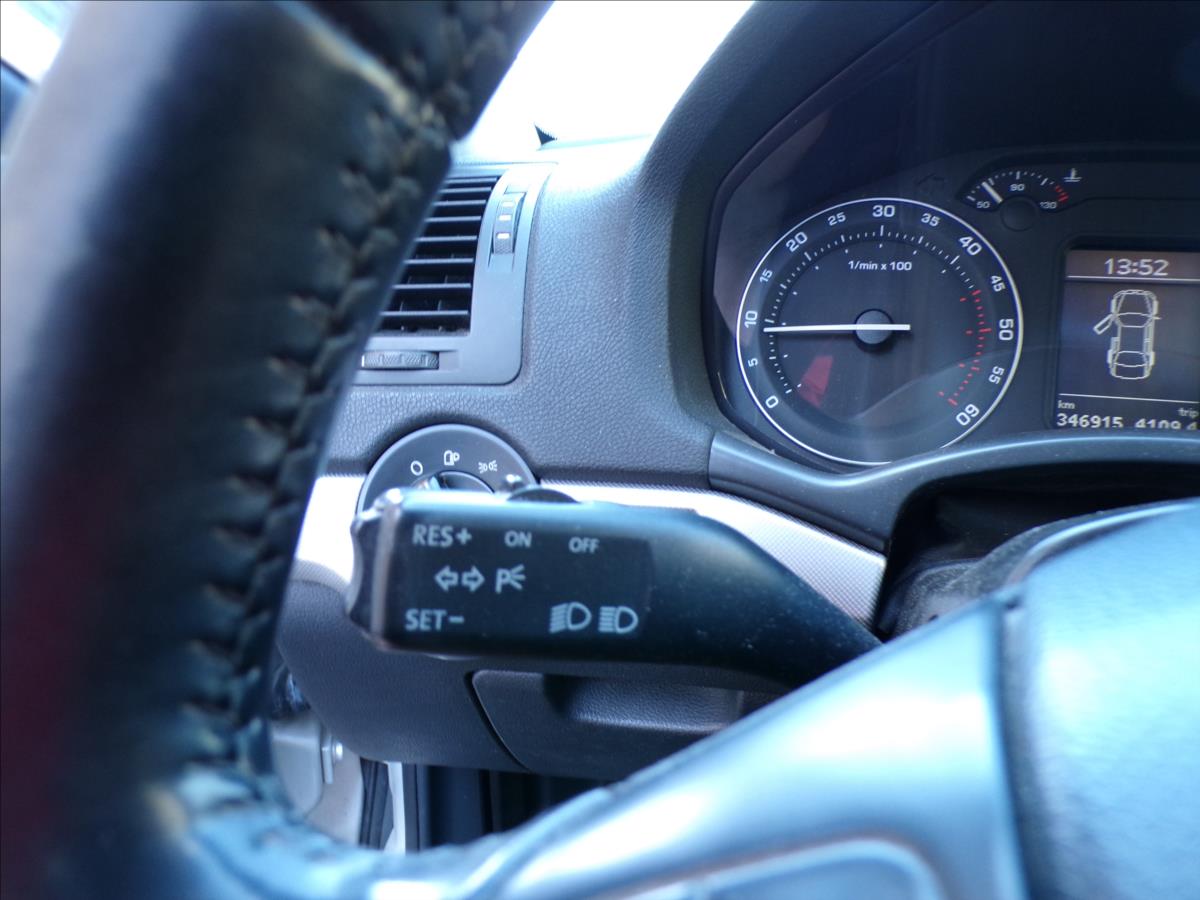 skoda-octavia-1-9-tdi-digi-klima - 9