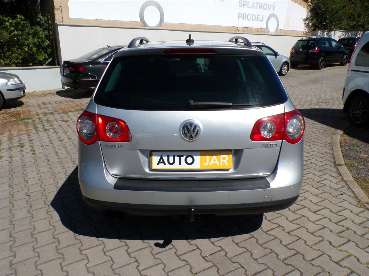 volkswagen-passat-2-0-tdi-125kw-automat-xenon - 4