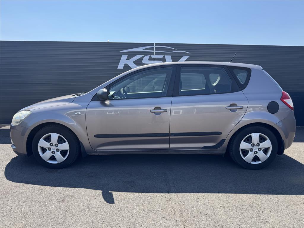 kia-ceed-1-4 - 8