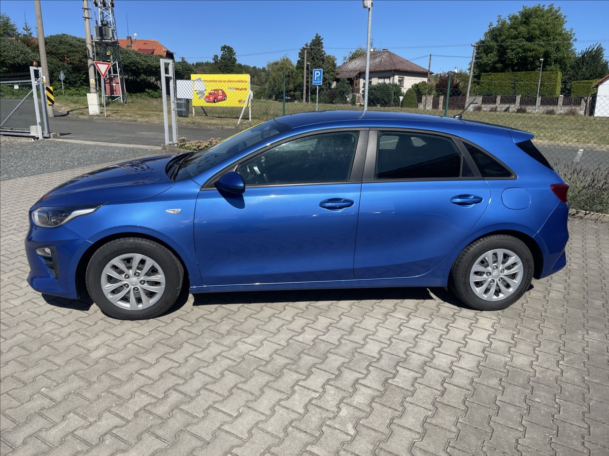 kia-ceed-1-0-t-gdi-cr-50300-km-zaruka-do-1-2028 - 4