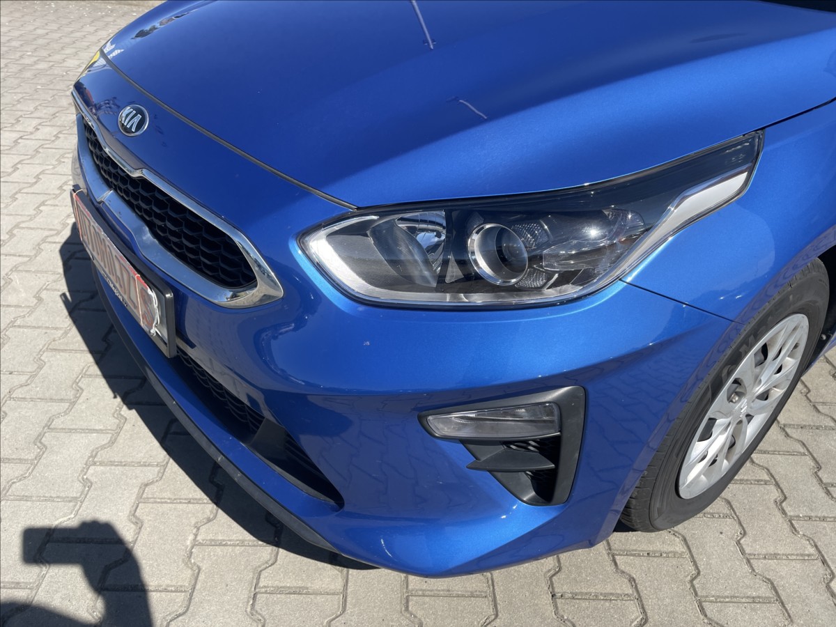 kia-ceed-1-0-t-gdi-cr-50300-km-zaruka-do-1-2028 - 6