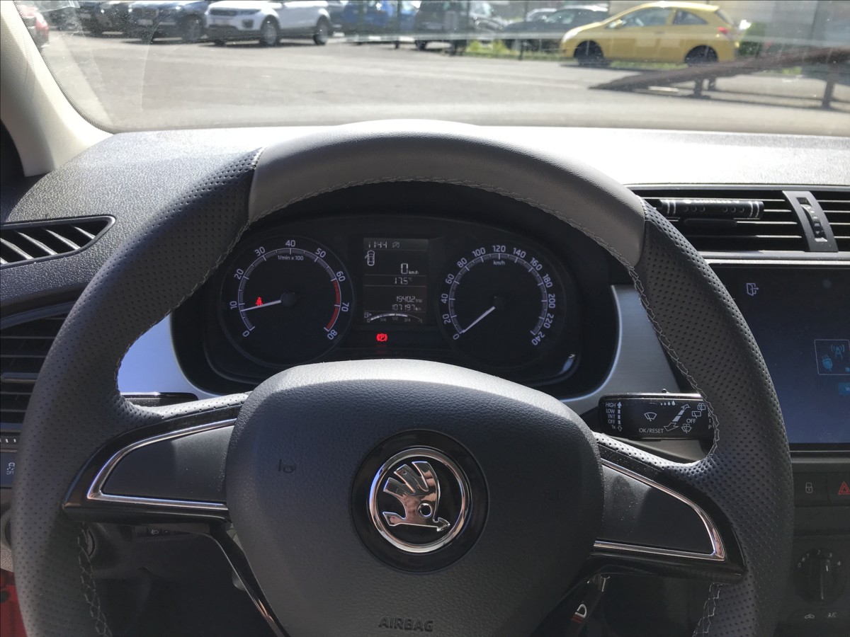 skoda-fabia-1-0-mpi-55kw-combi - 8