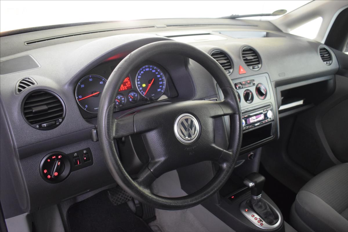 volkswagen-caddy-1-9-tdi-dsg-life-po-stk - 7