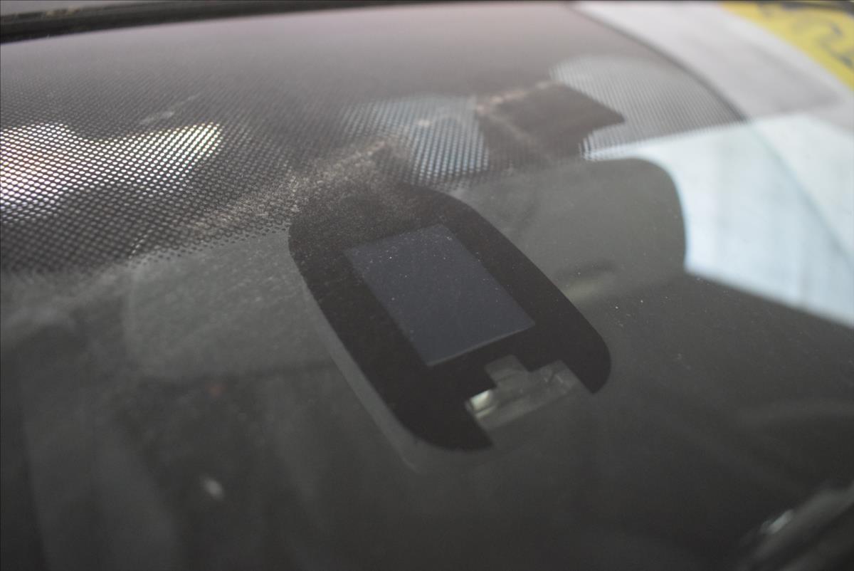 mazda-5-1-8-i-7mist-super-stav - 9