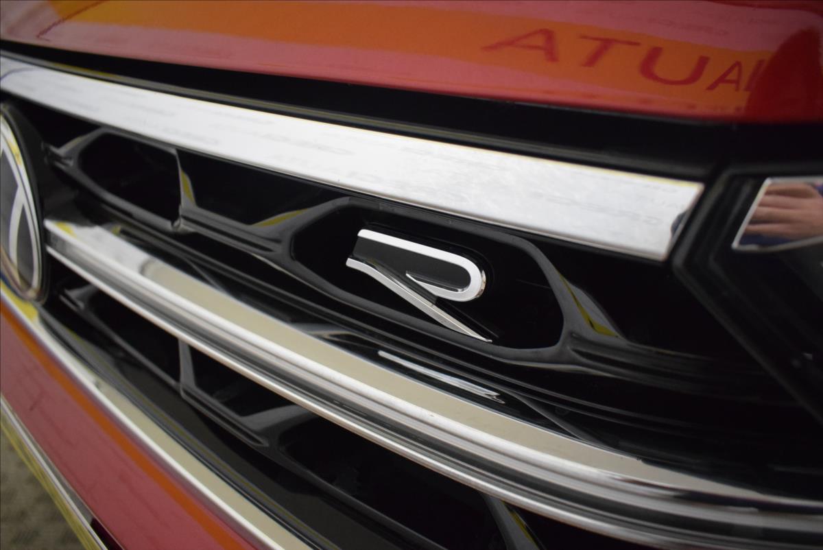 volkswagen-t-roc-1-5-tsi-r-line-stav-noveho-vozu - 8