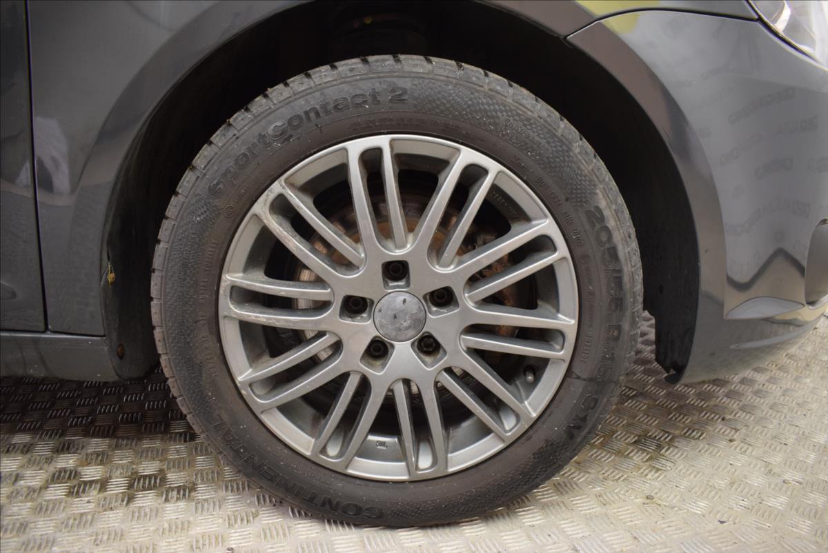 volkswagen-touran-2-0-tdi-dsg-7-mist - 6