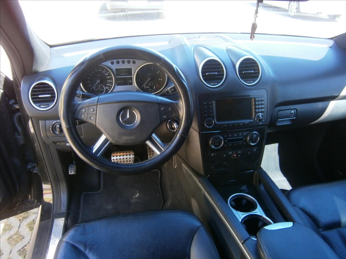 mercedes-benz-tridy-m-3-5-350-4-matic-164 - 9