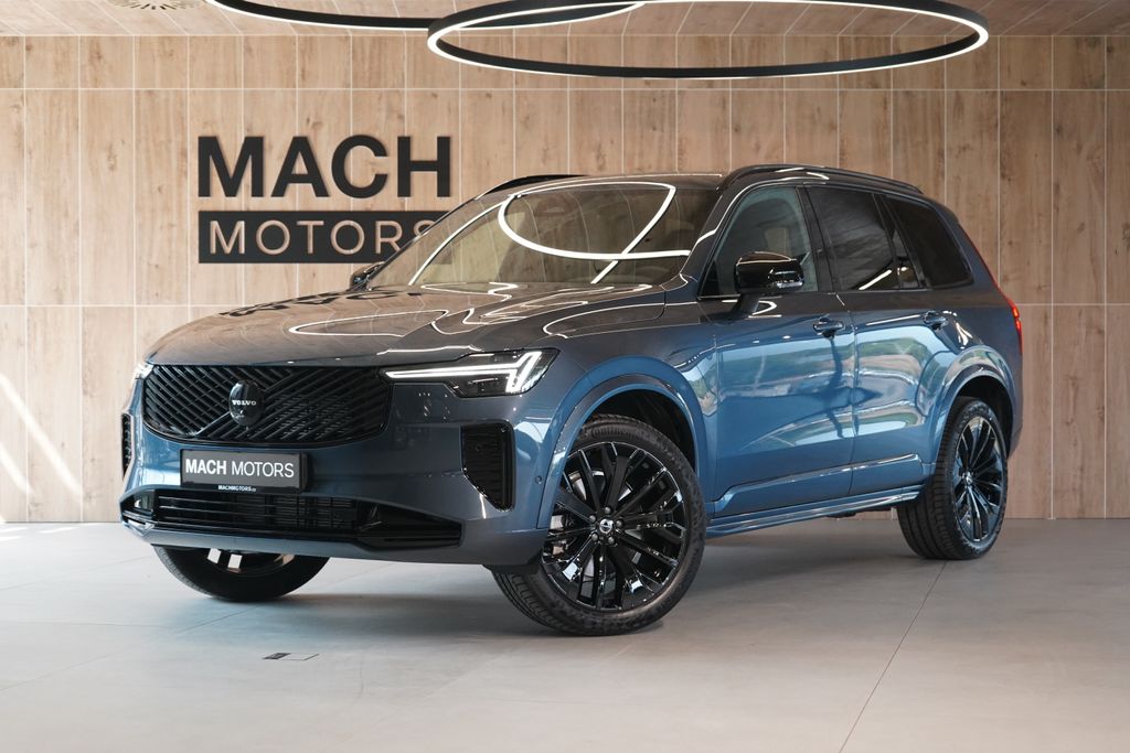 Volvo XC90 B5 PLUS Black Edition, 360°