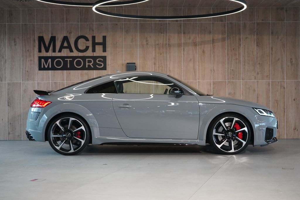 audi-tt-tt-rs-quattro-b-o-matrix-led - 6