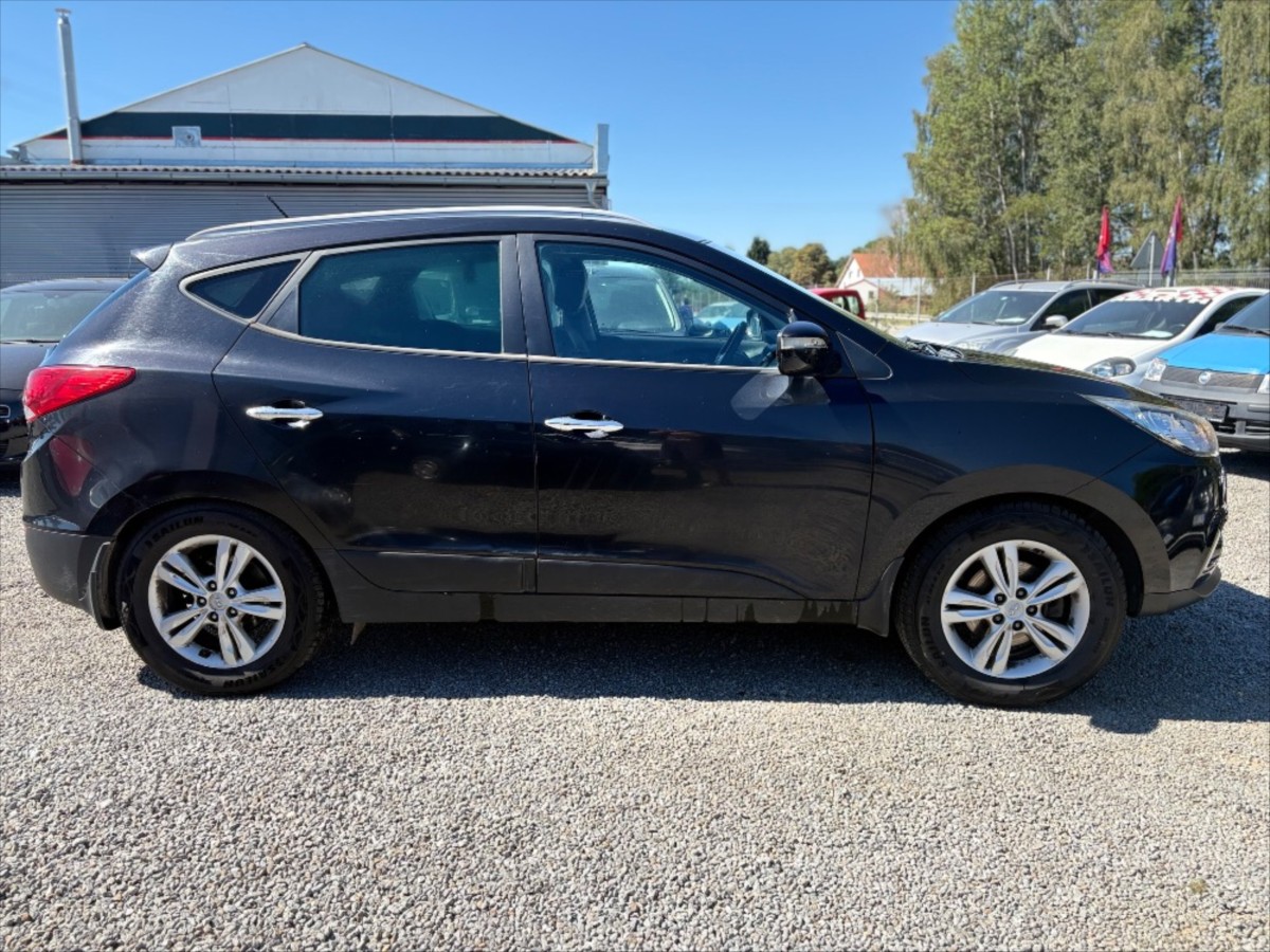 hyundai-ix35-2-0-crdi-4x4 - 5