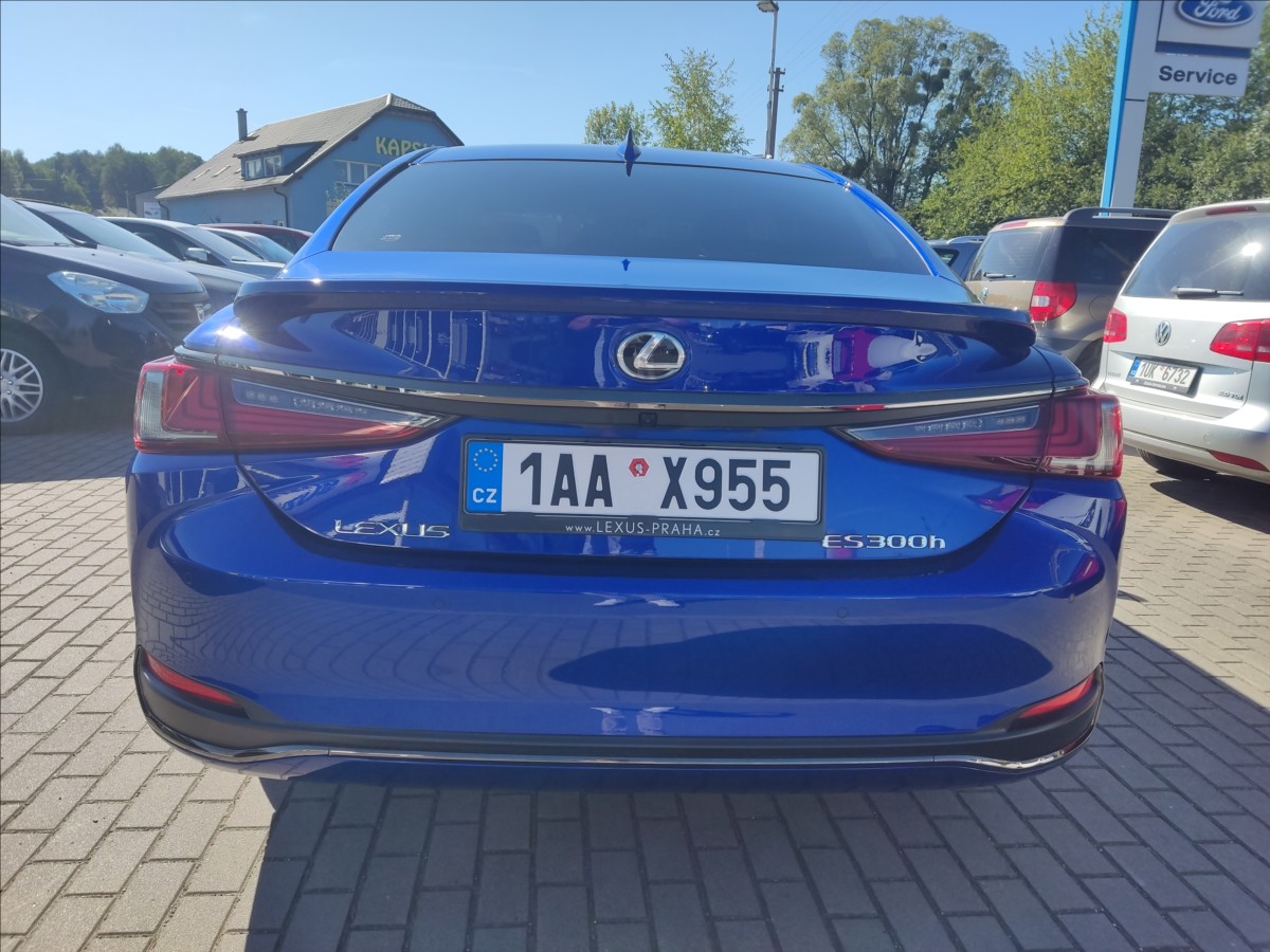 lexus-es-300h-2-5-es - 5