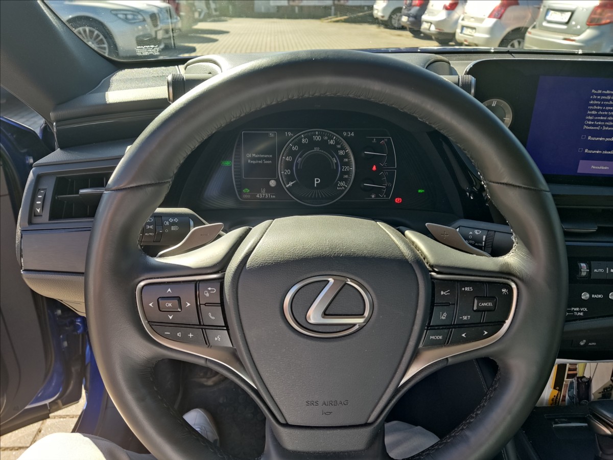 lexus-es-300h-2-5-es - 7
