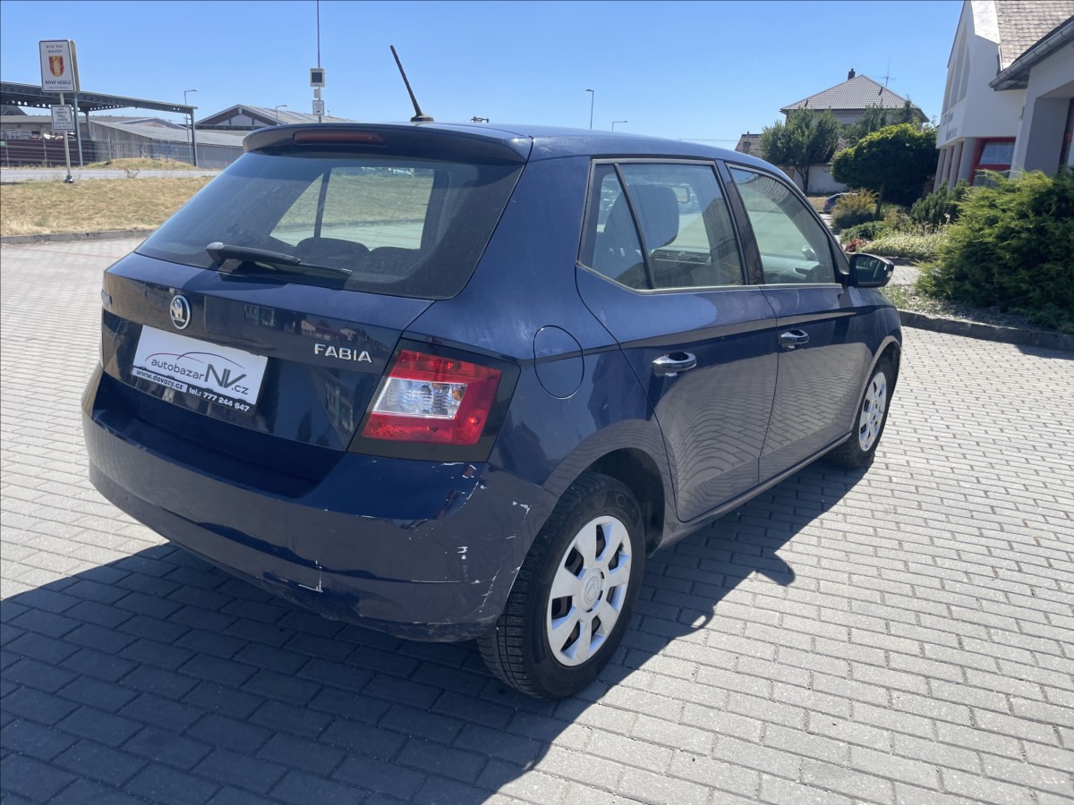 skoda-fabia-1-0-mpi-44kw-klima-euro6-bez-koroze - 3