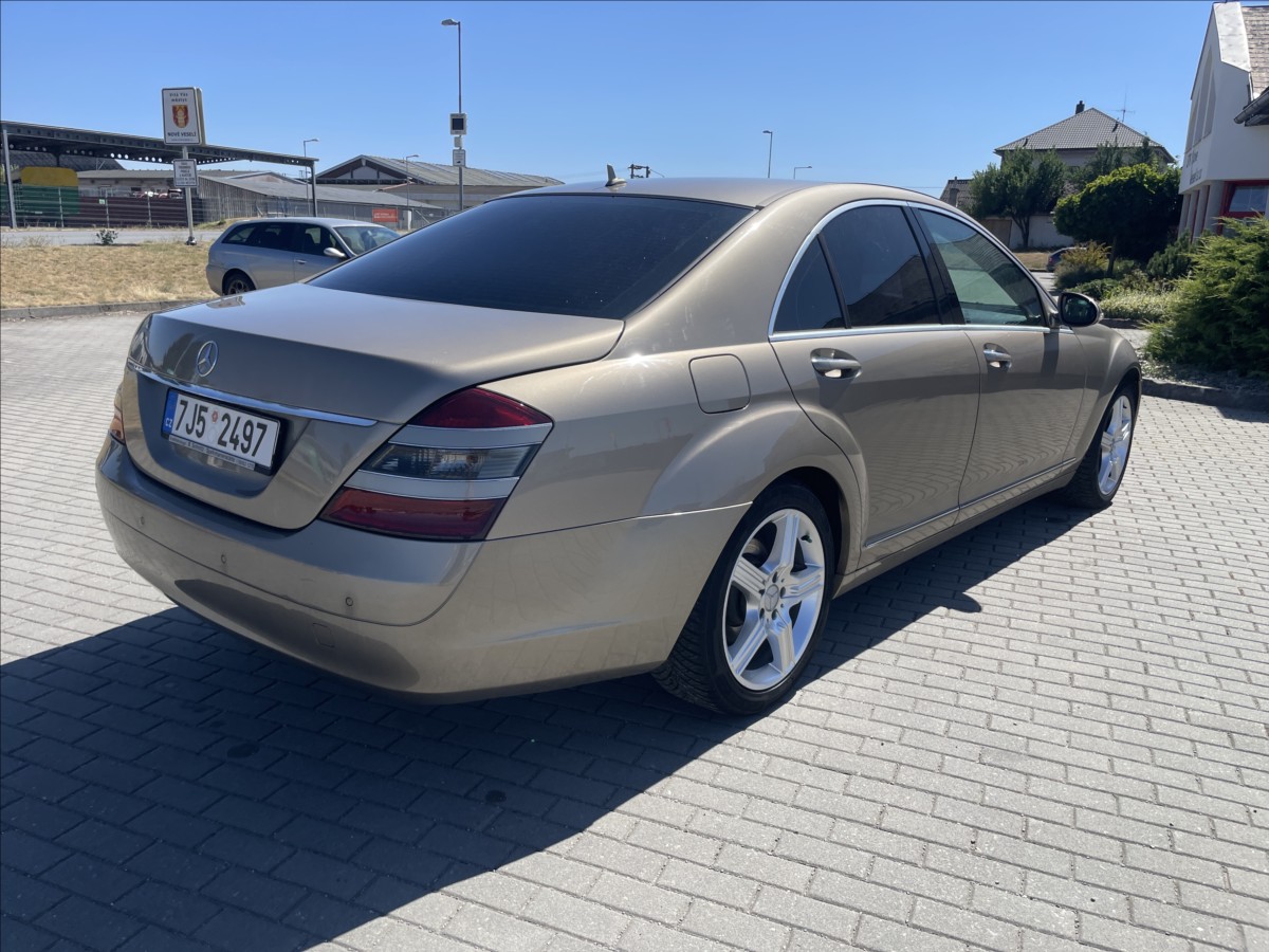 mercedes-benz-tridy-s-3-0-320cdi-155kw-nutny-servis - 3