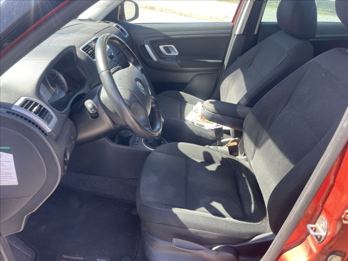 skoda-fabia-1-4-i-16v-klima-elegance-klimatronic-esp-tempomat - 6