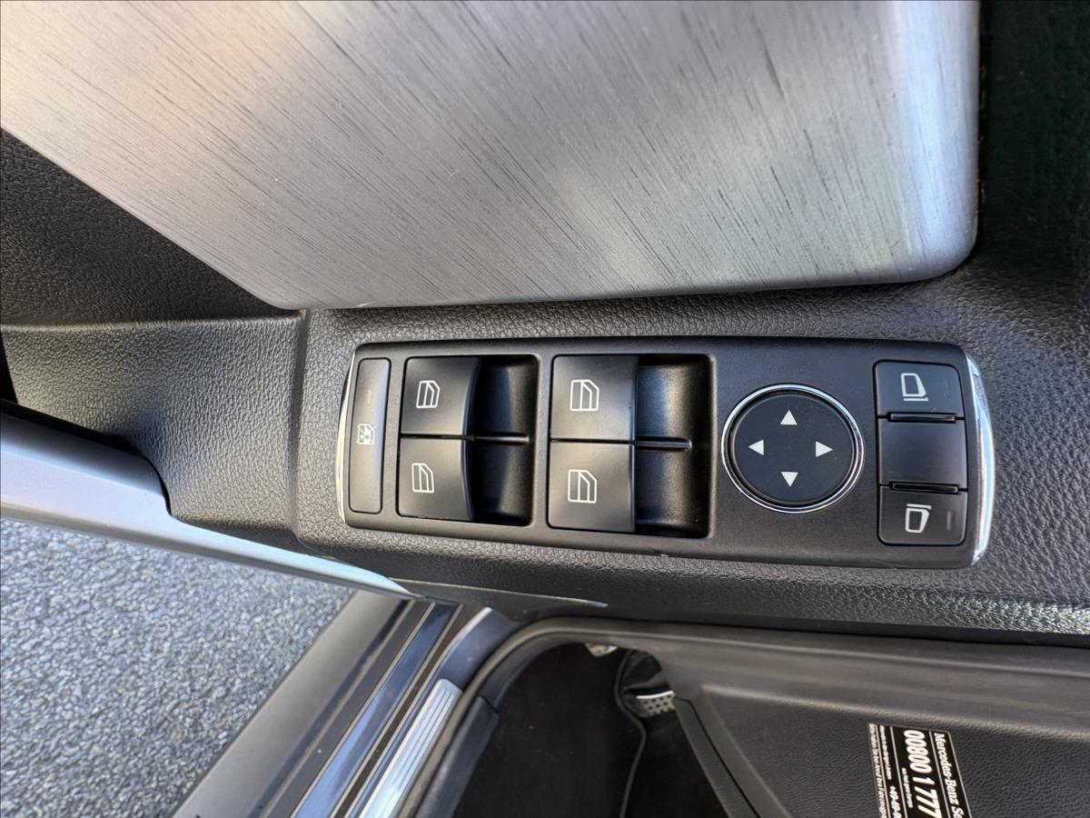 mercedes-benz-glk-2-2-220cdi-at-4m-offroad-paket - 3