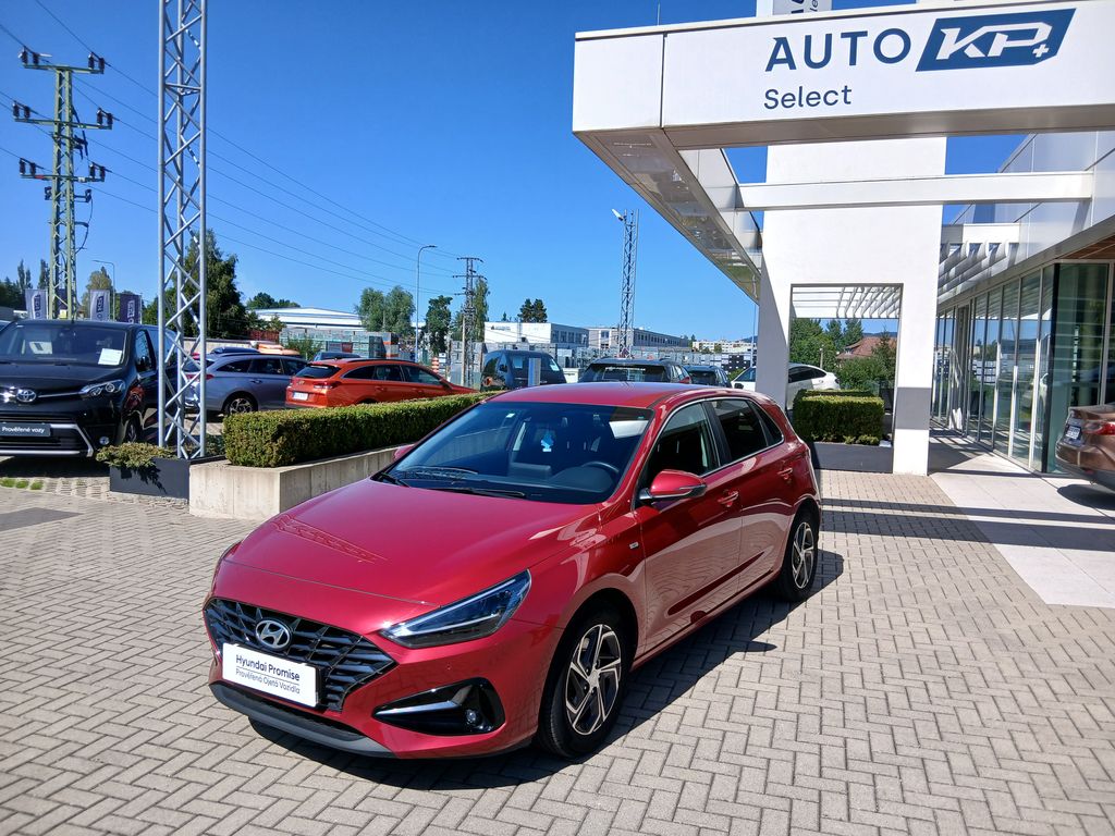 Hyundai i30 1.5 T-GDI 160k Family Smart