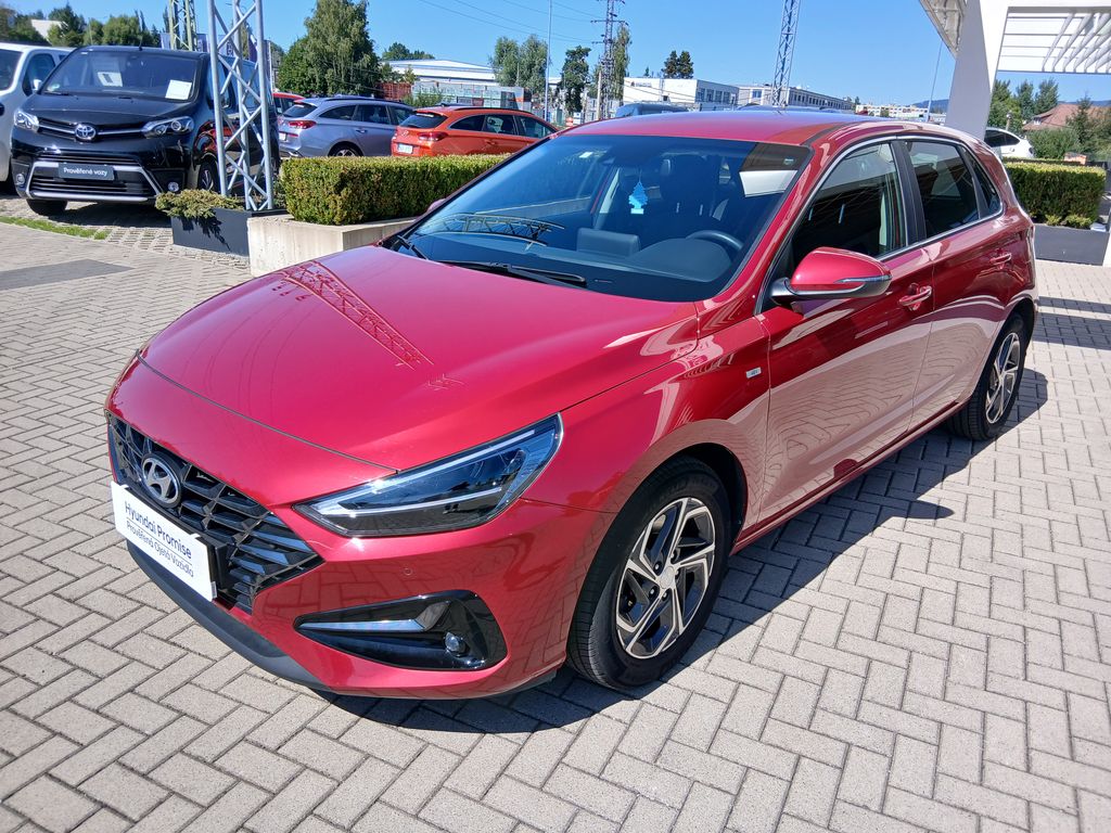 hyundai-i30-1-5-t-gdi-160k-family-smart - 1
