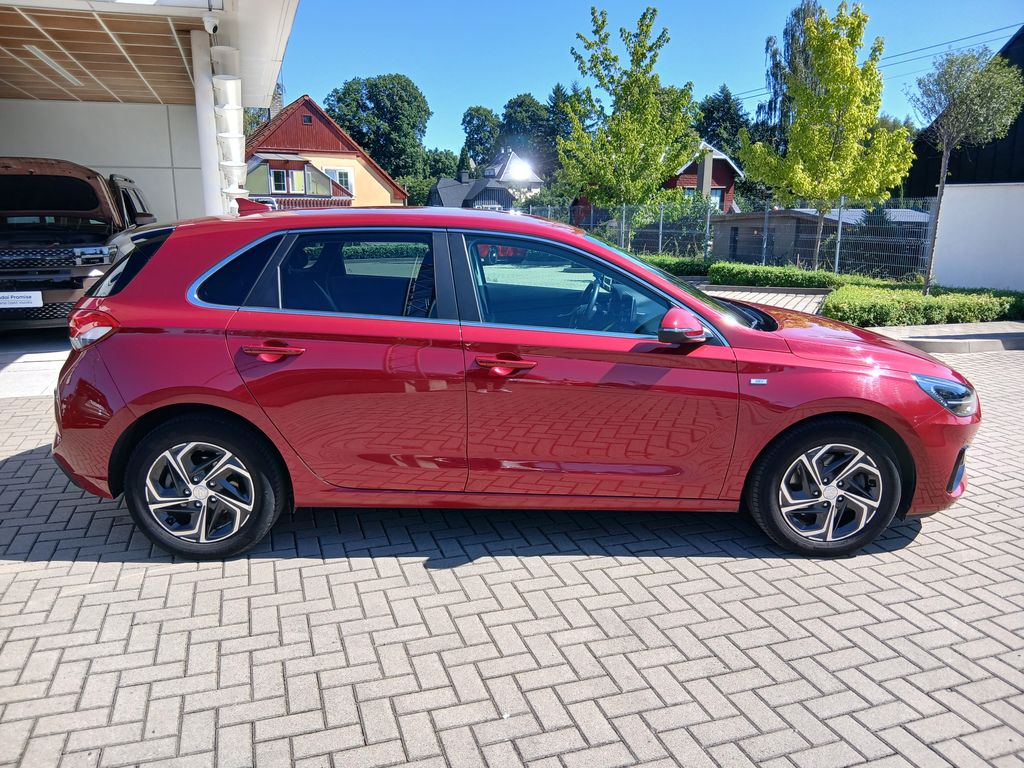 hyundai-i30-1-5-t-gdi-160k-family-smart - 6
