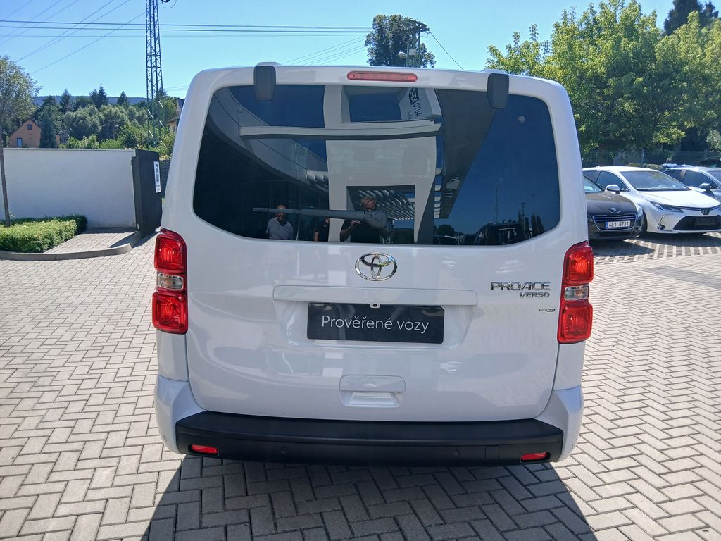 toyota-proace-verso-2-0-177k-l2-family-webasto-8at - 4