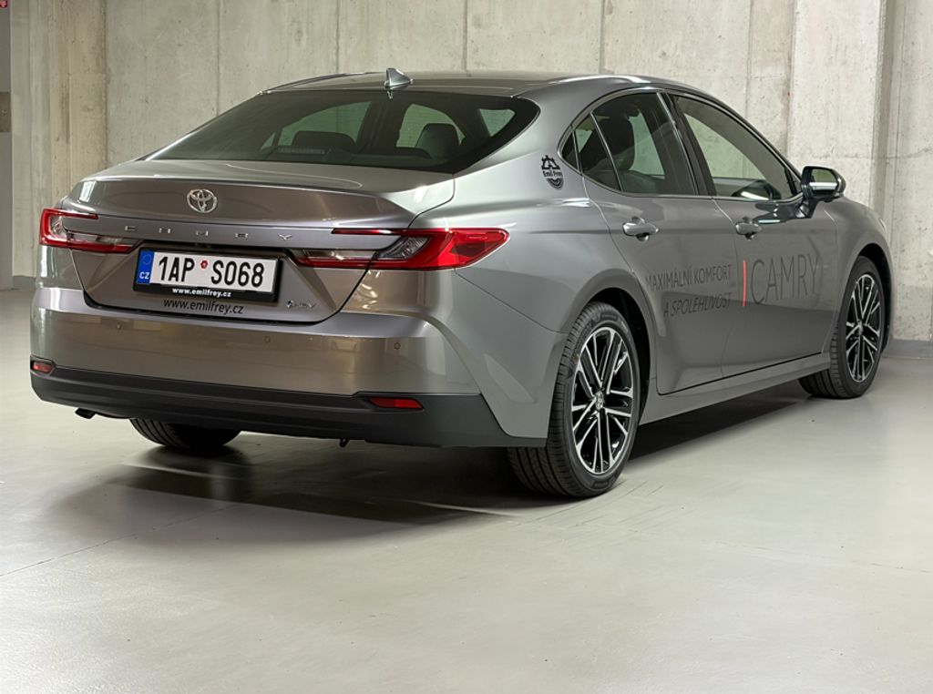 toyota-camry-2-5-hev-executive - 4