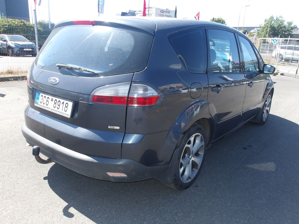 ford-s-max-2-0tdci103kw-cr-1-maj - 9