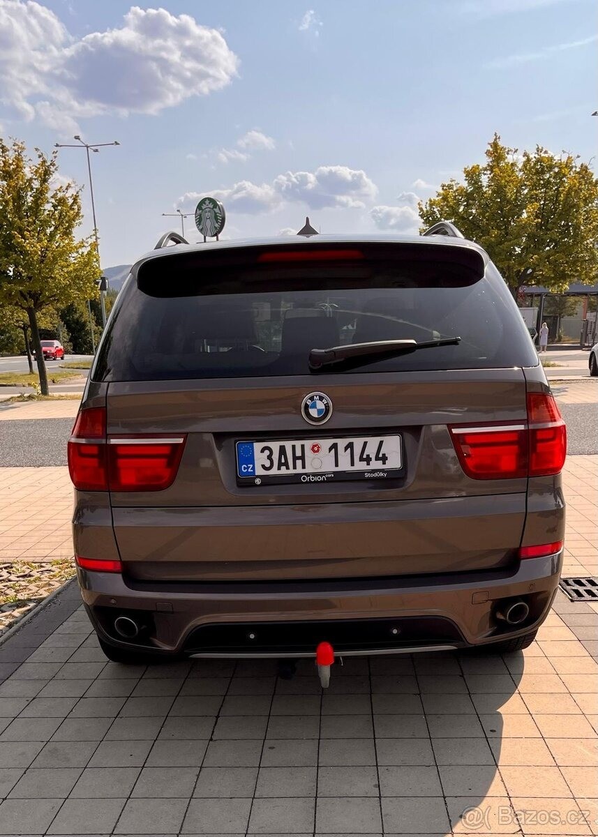 bmw-x5-3-0 - 1