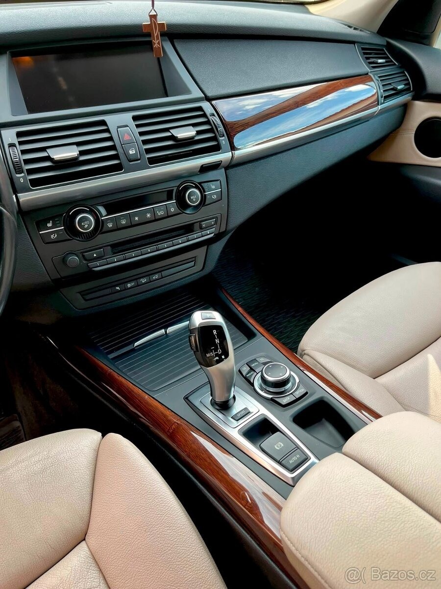 bmw-x5-3-0 - 7