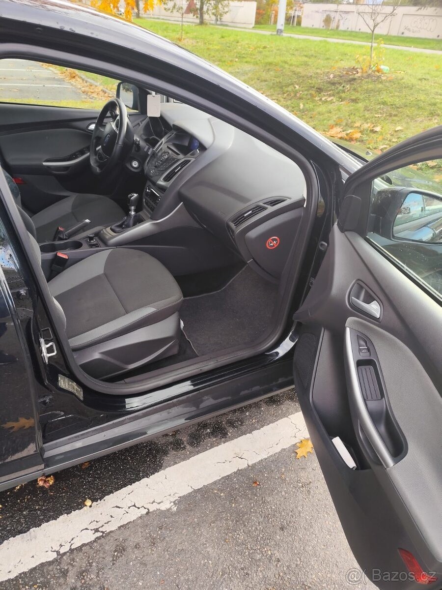 ford-focus-1-6-mk3-2011 - 8